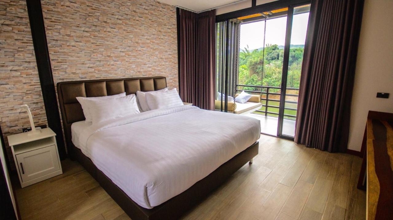 Baan Wanwaree Bed & Breakfast Kanchanaburi Bagian luar foto